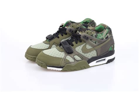 nike air trainer 3 footlocker